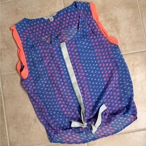 Sleeveless Women's button up blouse XS